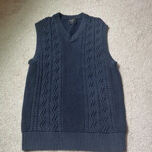 Abercrombie & Fitch Men's Navy Blur V-Neck Sweater Vest